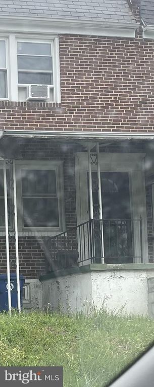 Image 1 of property listing at 973 ELLICOTT DR, Baltimore, MD 21216