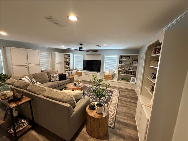 401 S Ross Avenue, Mexia, TX 76667