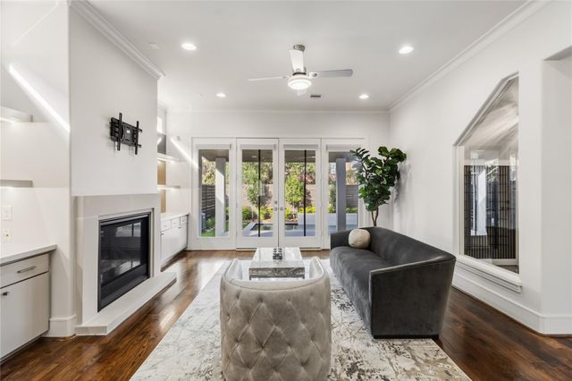 6011 Burgoyne Road A, Houston, TX 77057