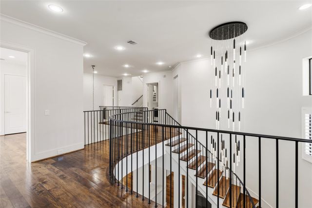 6011 Burgoyne Road A, Houston, TX 77057