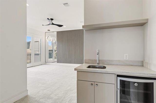 6011 Burgoyne Road A, Houston, TX 77057