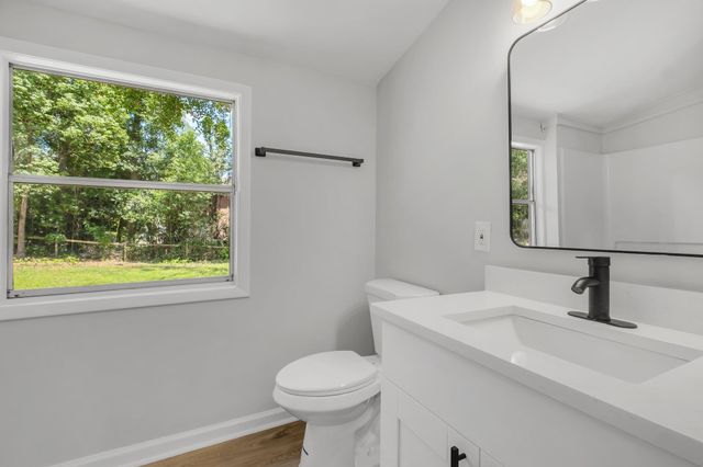 319 Meadowbrook Lane, Tallahassee, FL 32304