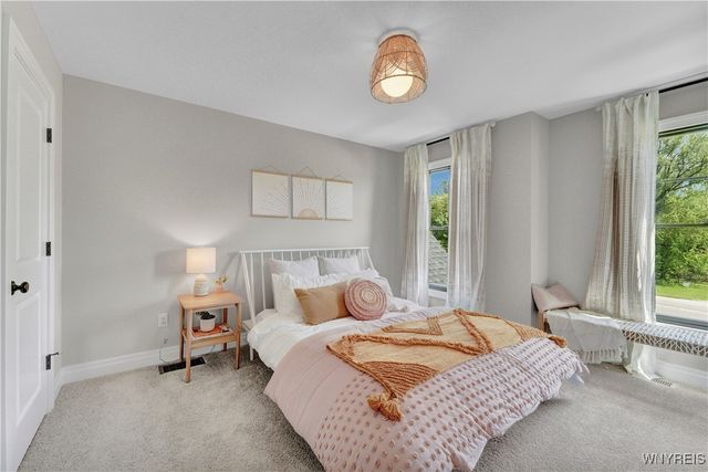 7424 Jewett Holmwood Road, Orchard Park, NY 14127