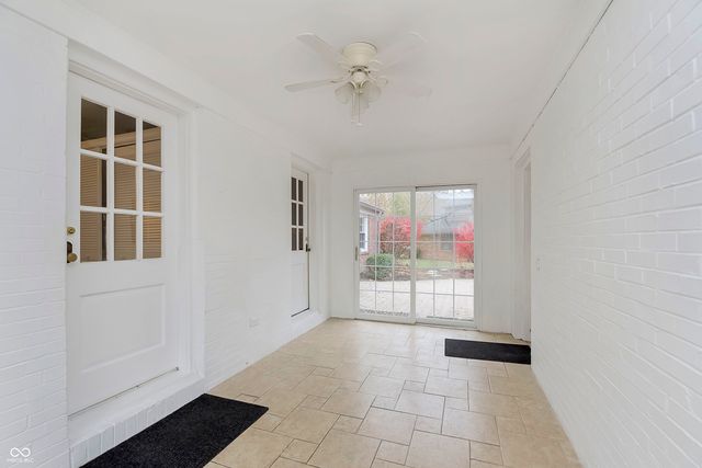 1620 Winding Way, Anderson, IN 46011