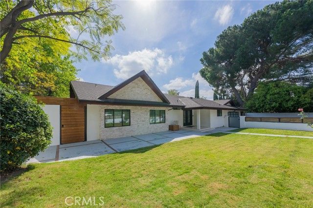 18720 San Fernando Mission, Porter Ranch (los Angeles), CA 91326