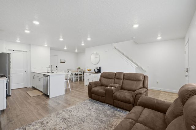 8585 W BOWIE DR, Magna, UT 84044
