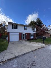 347 Navajo Trail, Huntington, WV 25705