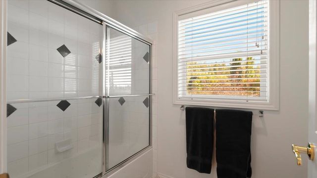 16815 N Greenbluff Rd, Colbert, WA 99005