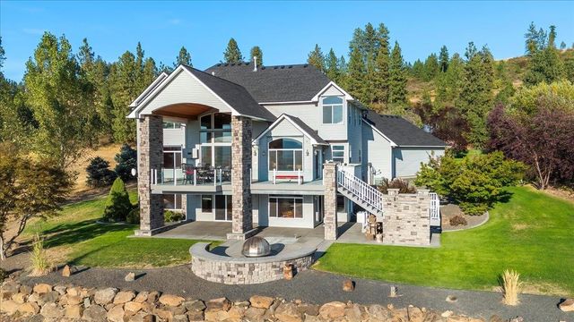 16815 N Greenbluff Rd, Colbert, WA 99005