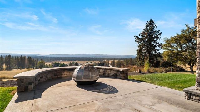 16815 N Greenbluff Rd, Colbert, WA 99005