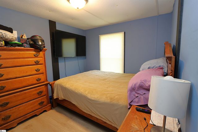 251 Crenshaw Road, Cowpens, SC 29330