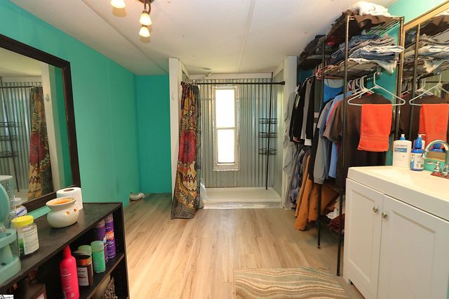 251 Crenshaw Road, Cowpens, SC 29330
