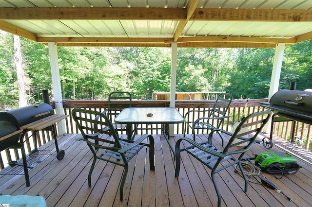 251 Crenshaw Road, Cowpens, SC 29330