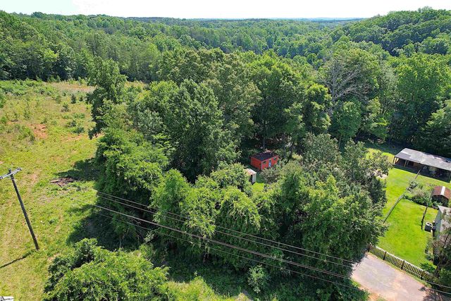 251 Crenshaw Road, Cowpens, SC 29330
