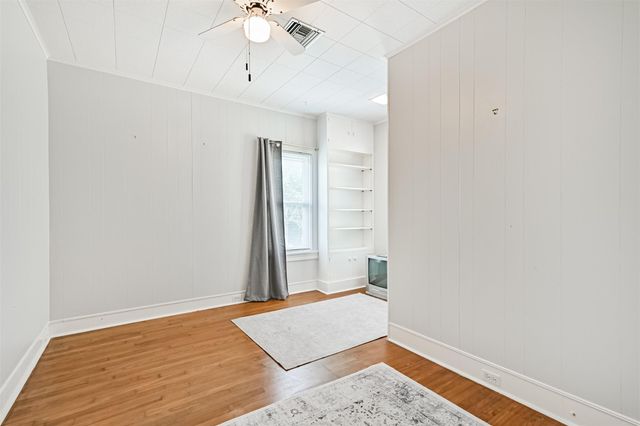 5018 Sherman Boulevard, Galveston, TX 77551