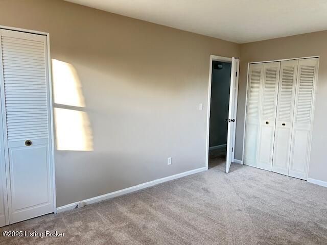 2009 Meadowgate Ln, Louisville, KY 40223