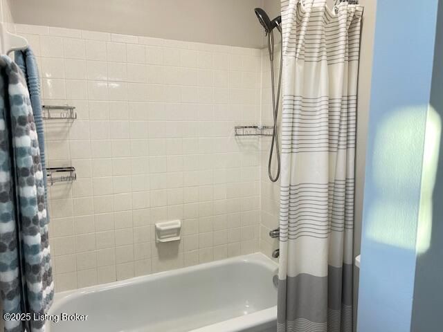 2009 Meadowgate Ln, Louisville, KY 40223