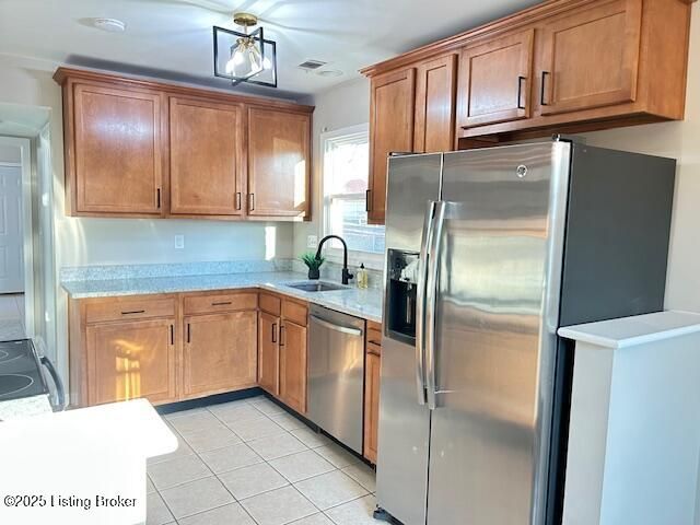 2009 Meadowgate Ln, Louisville, KY 40223