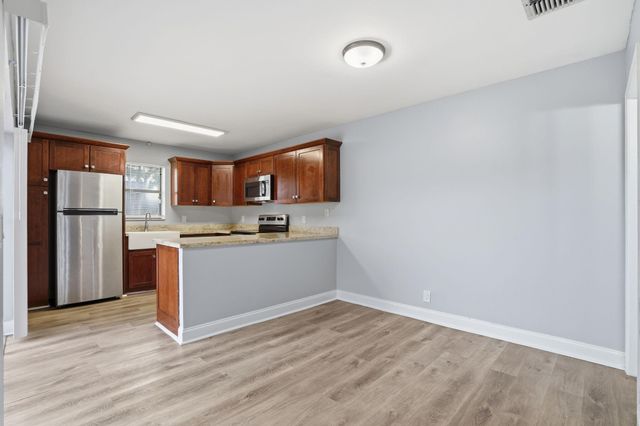 7600 Courtyard Run, Boca Raton, FL 33433