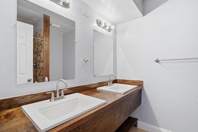 7600 Courtyard Run, Boca Raton, FL 33433