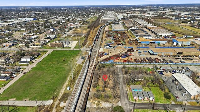 2203 Semmes Street, Houston, TX 77026