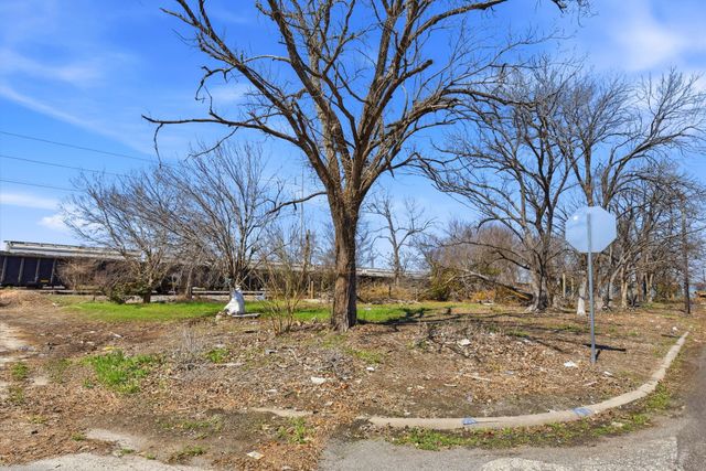 2203 Semmes Street, Houston, TX 77026
