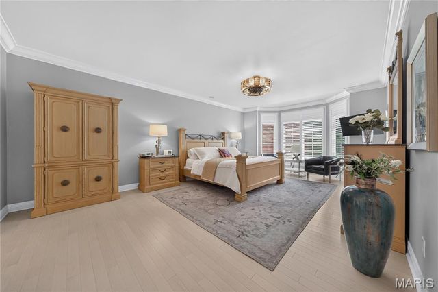 568 Upper Conway Circle, Chesterfield, MO 63017