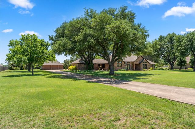 10612 Live Oak Drive, Forney, TX 75126