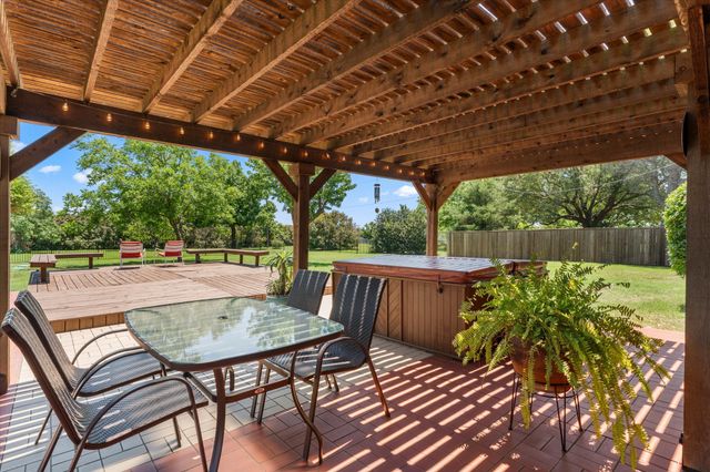 10612 Live Oak Drive, Forney, TX 75126