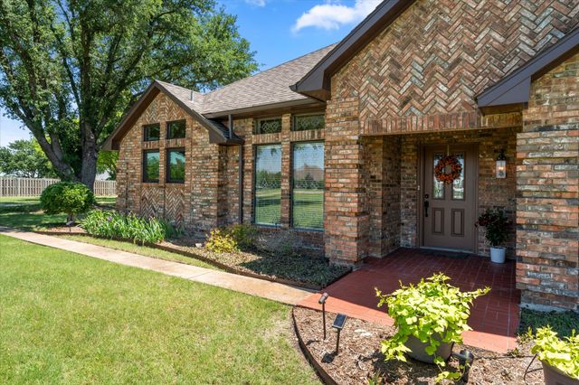 10612 Live Oak Drive, Forney, TX 75126