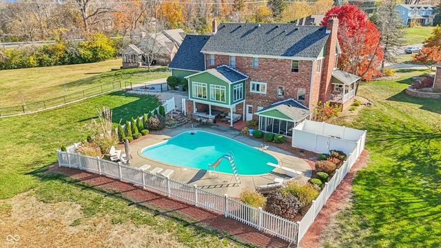 7082 Tremont Drive, Bargersville, IN 46106