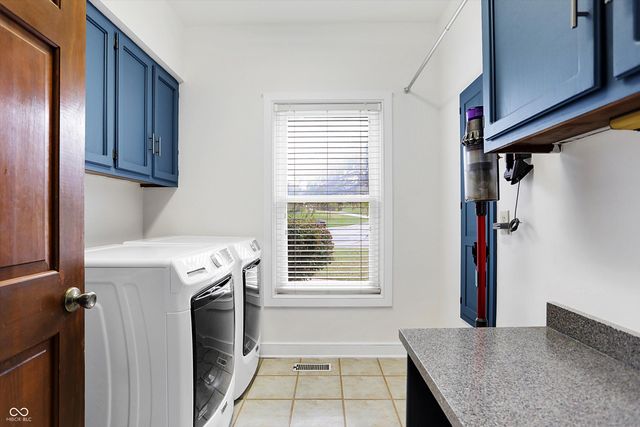 7082 Tremont Drive, Bargersville, IN 46106