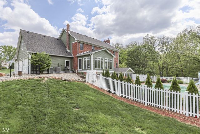 7082 Tremont Drive, Bargersville, IN 46106