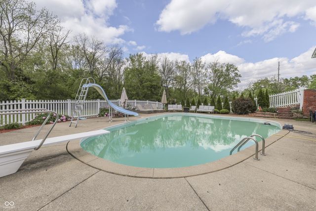 7082 Tremont Drive, Bargersville, IN 46106