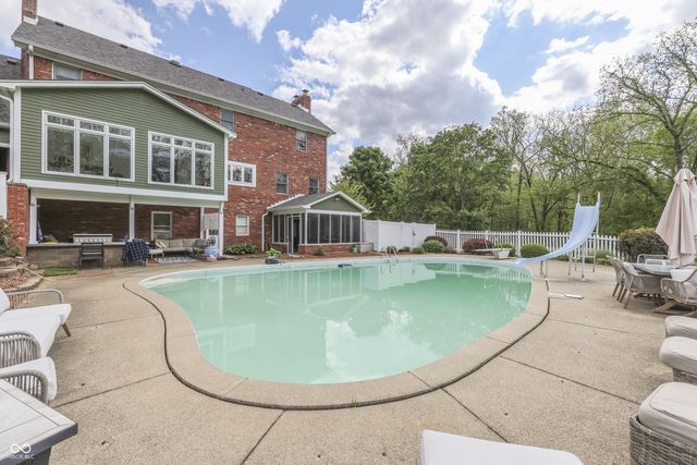 7082 Tremont Drive, Bargersville, IN 46106