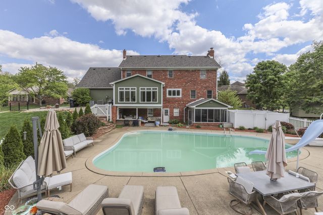 7082 Tremont Drive, Bargersville, IN 46106