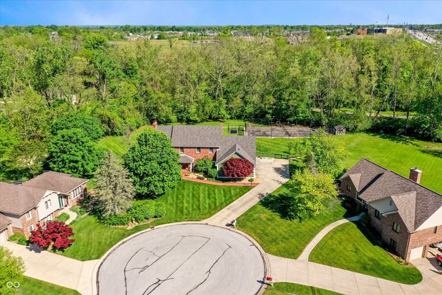7082 Tremont Drive, Bargersville, IN 46106