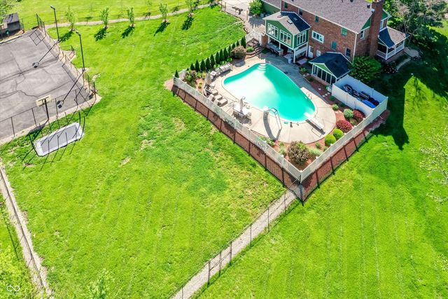 7082 Tremont Drive, Bargersville, IN 46106