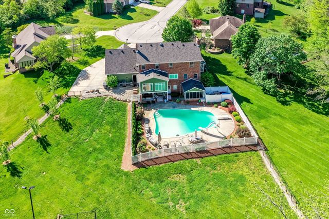 7082 Tremont Drive, Bargersville, IN 46106