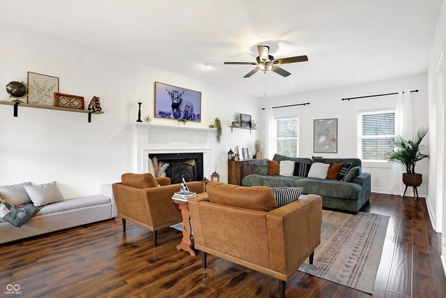 7082 Tremont Drive, Bargersville, IN 46106