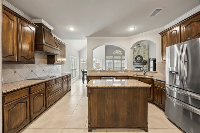 1515 Spring Hill Drive, Cedar Hill, TX 75104