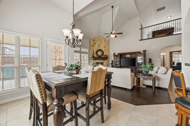 1515 Spring Hill Drive, Cedar Hill, TX 75104