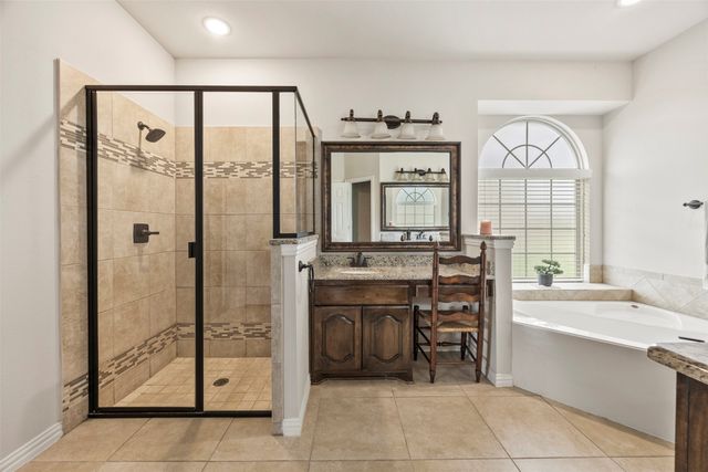 1515 Spring Hill Drive, Cedar Hill, TX 75104
