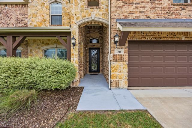 1515 Spring Hill Drive, Cedar Hill, TX 75104