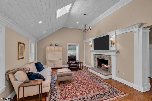 15 Mountainview, Mountainside Boro, NJ 07092