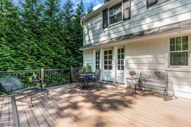 15 Mountainview, Mountainside Boro, NJ 07092