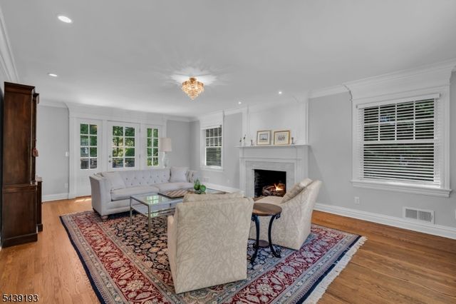 15 Mountainview, Mountainside Boro, NJ 07092