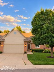 43550 Perignon Drive, Sterling Heights, MI 48314