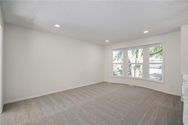 1027 W Wabash Terrace, Olathe, KS 66061