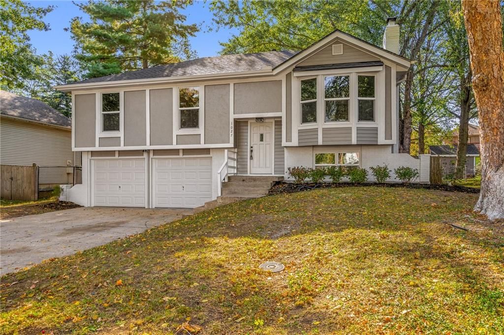 1027 W Wabash Terrace, Olathe, KS 66061